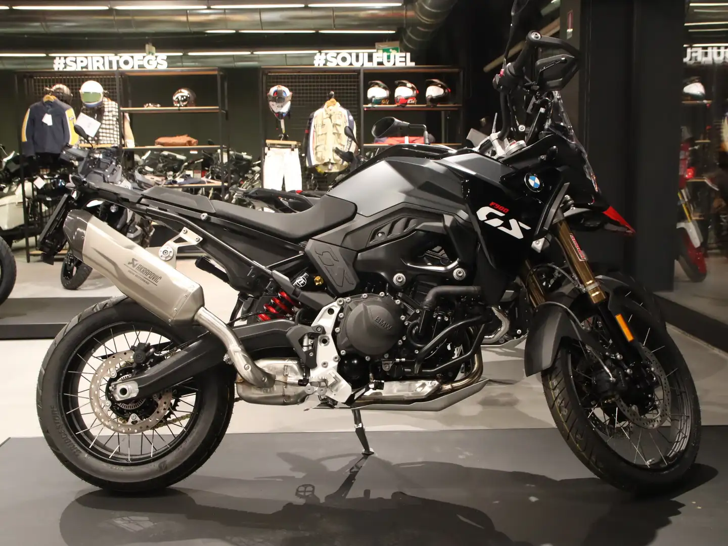BMW F 900 GS Nero - 1