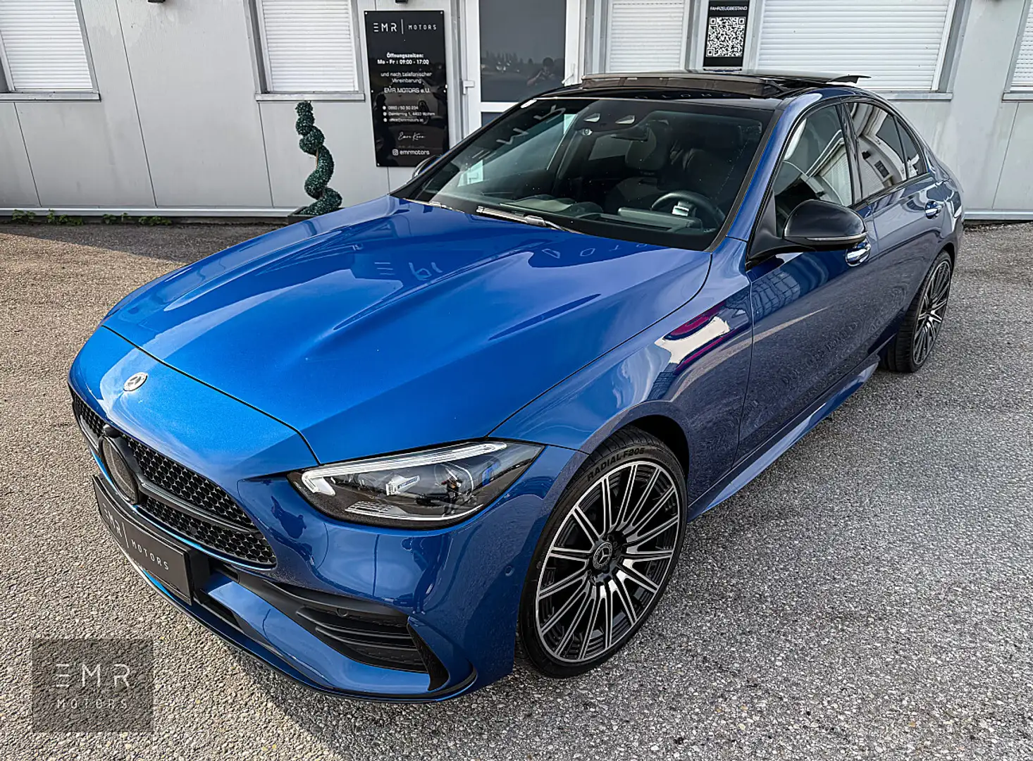 Mercedes-Benz C 300 C300e AMG-Line C43 LOOK, PANORAMA, DIGITAL-LIGH... Blau - 2