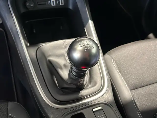 Jeep Avenger view 14