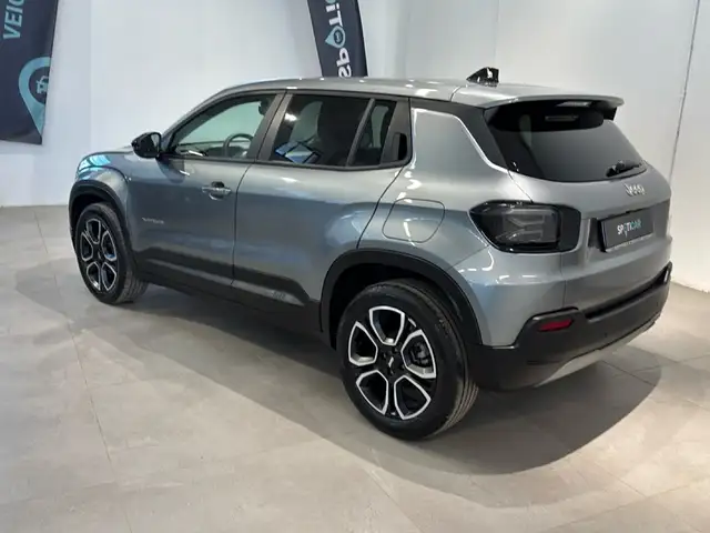 Jeep Avenger view 6
