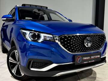 143CV ELECTRiQUE PANO BAUTO CARPLAY CUiR NAVi +