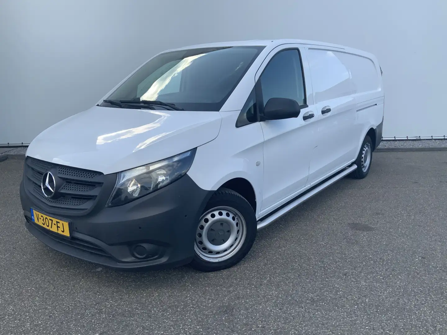 Mercedes-Benz Vito 111 CDI Functional Maxi Airco Cruise Camera Navi D Blanc - 1