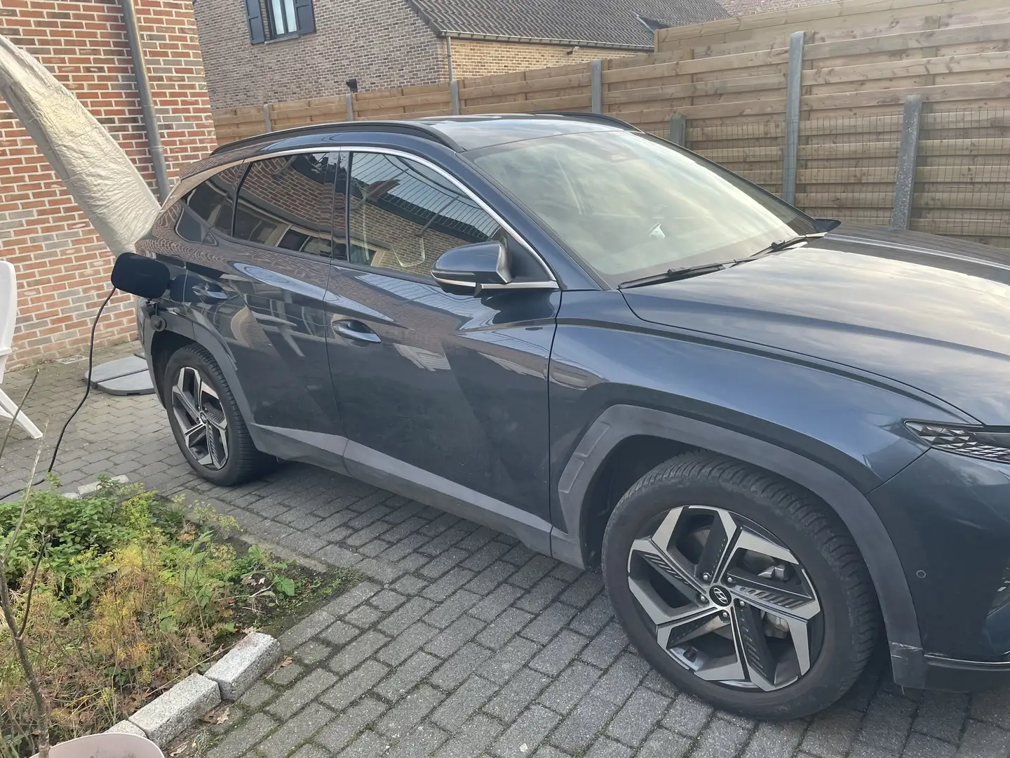 Hyundai TUCSON 1.6 T-GDi Plug-in-Hybrid 4WD Full Option 33.800km Bleu - 2