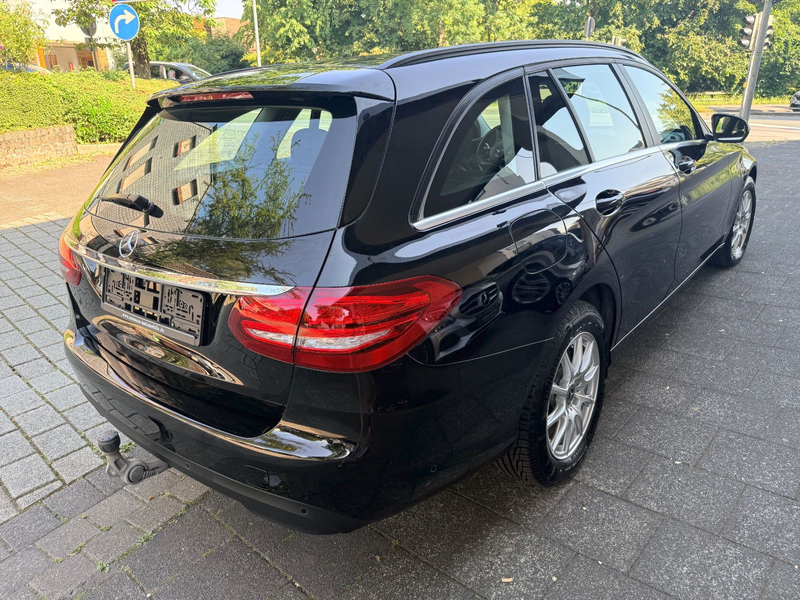 Mercedes-Benz C 220 d T, Automatik, Navi, PDC, LED, AHK — photo 4