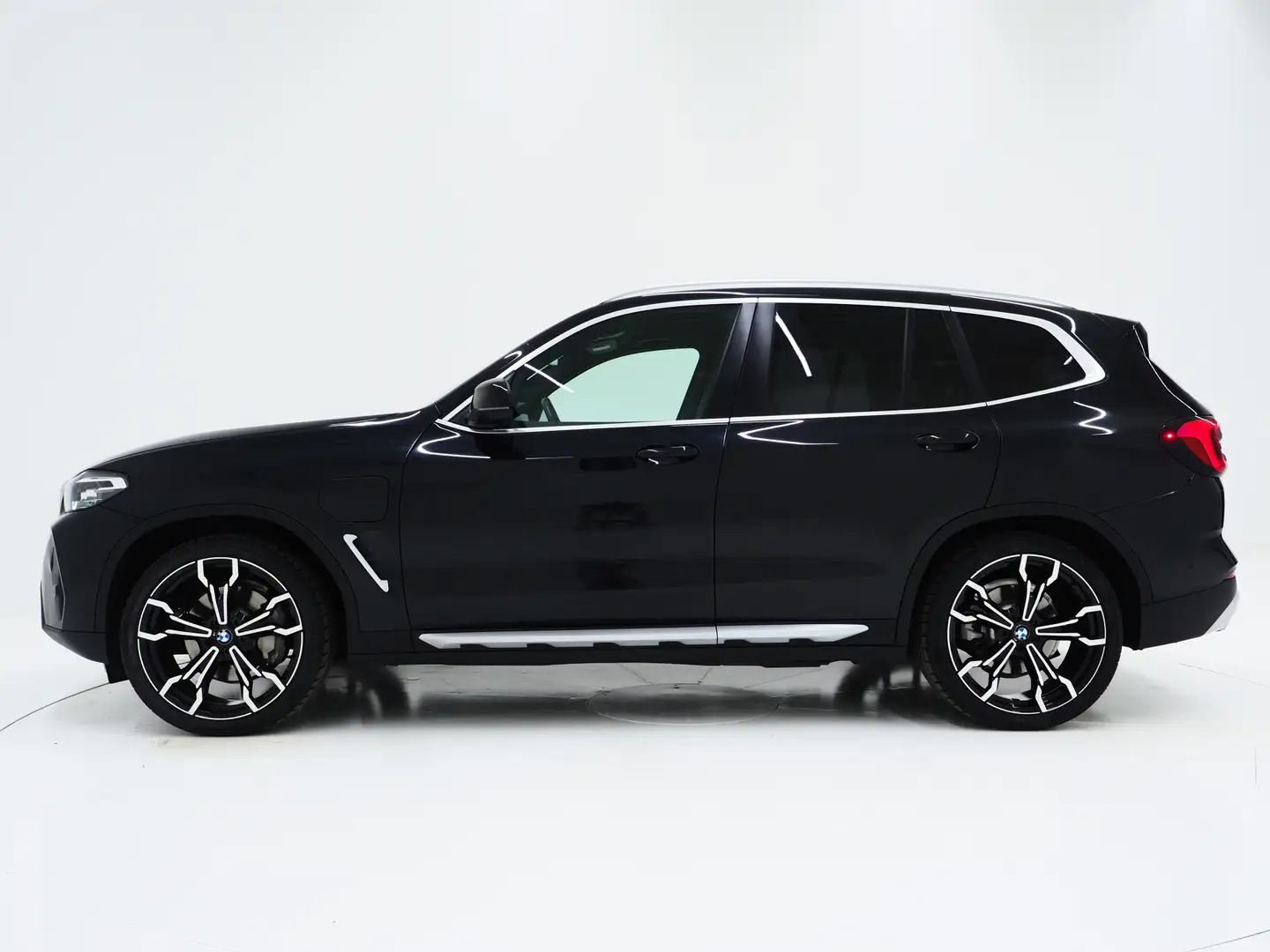 BMW X3 xDrive30e LCI 292PK | Leder | Sportstoelen | Zwart Zwart - 2