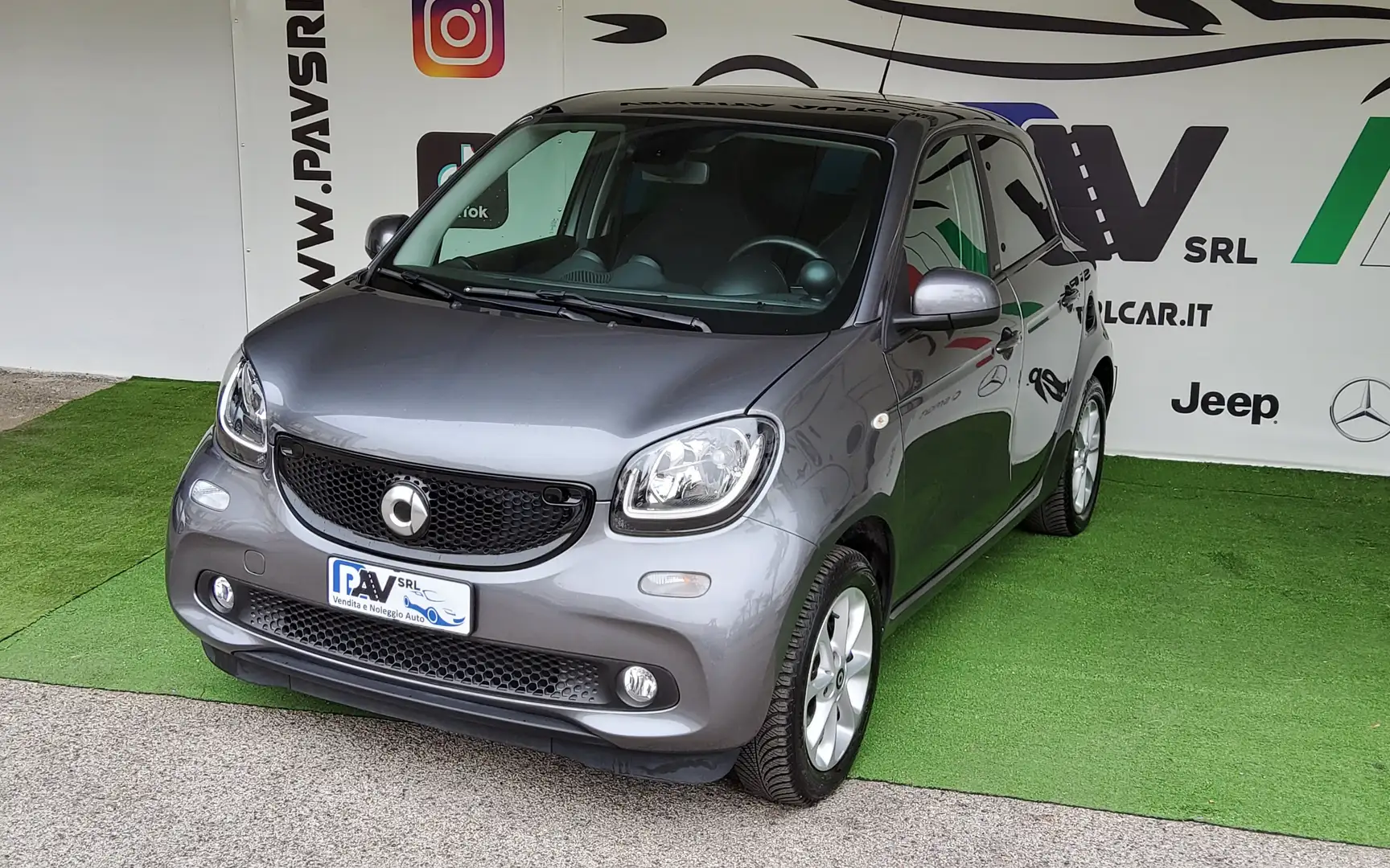 smart forFour 90 0.9 Turbo twinamic Passion Gris - 2