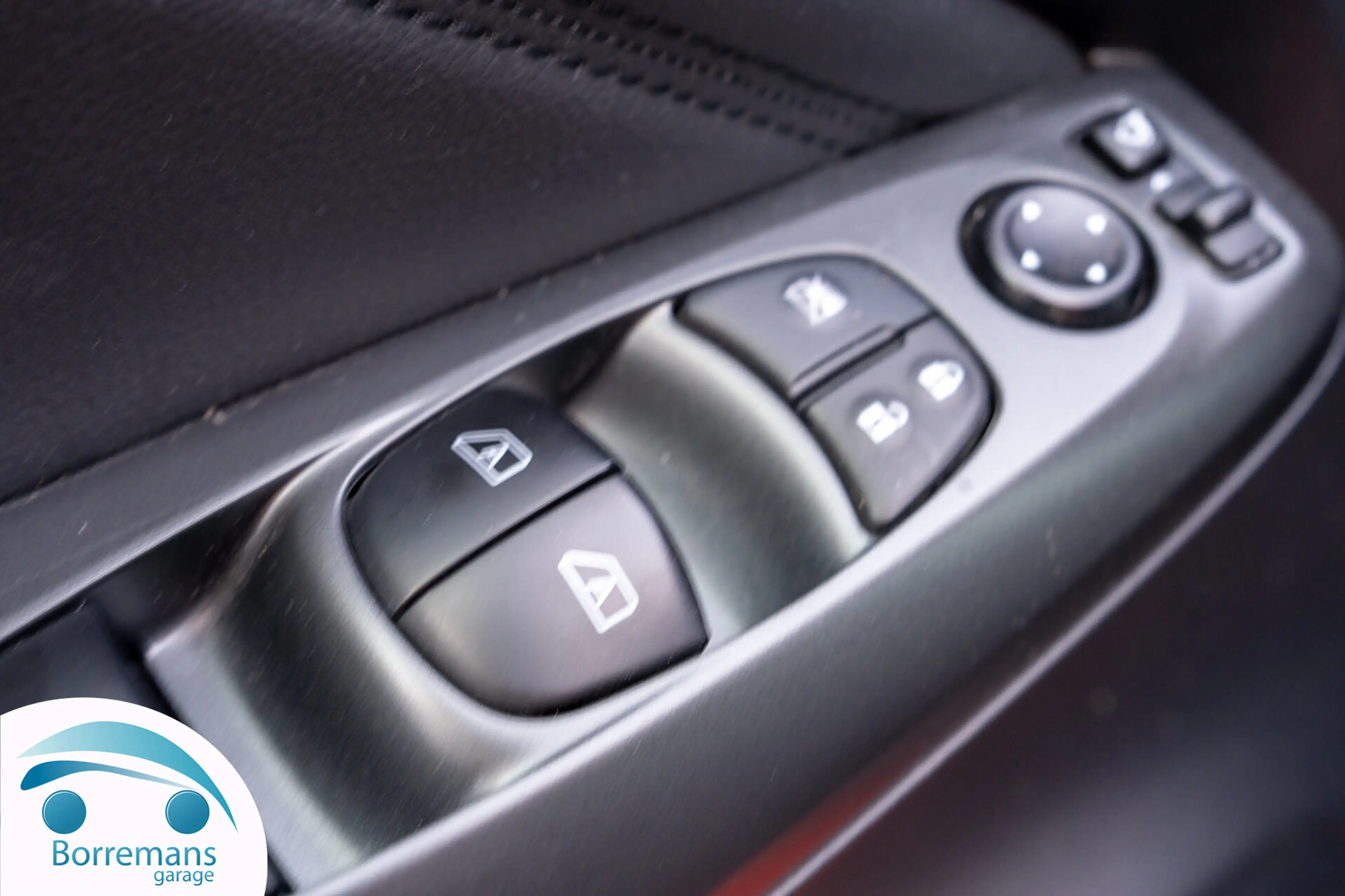 Nissan Juke N-DESIGN Automaat/Navi/Camera/Bluetooth/.... — photo 15