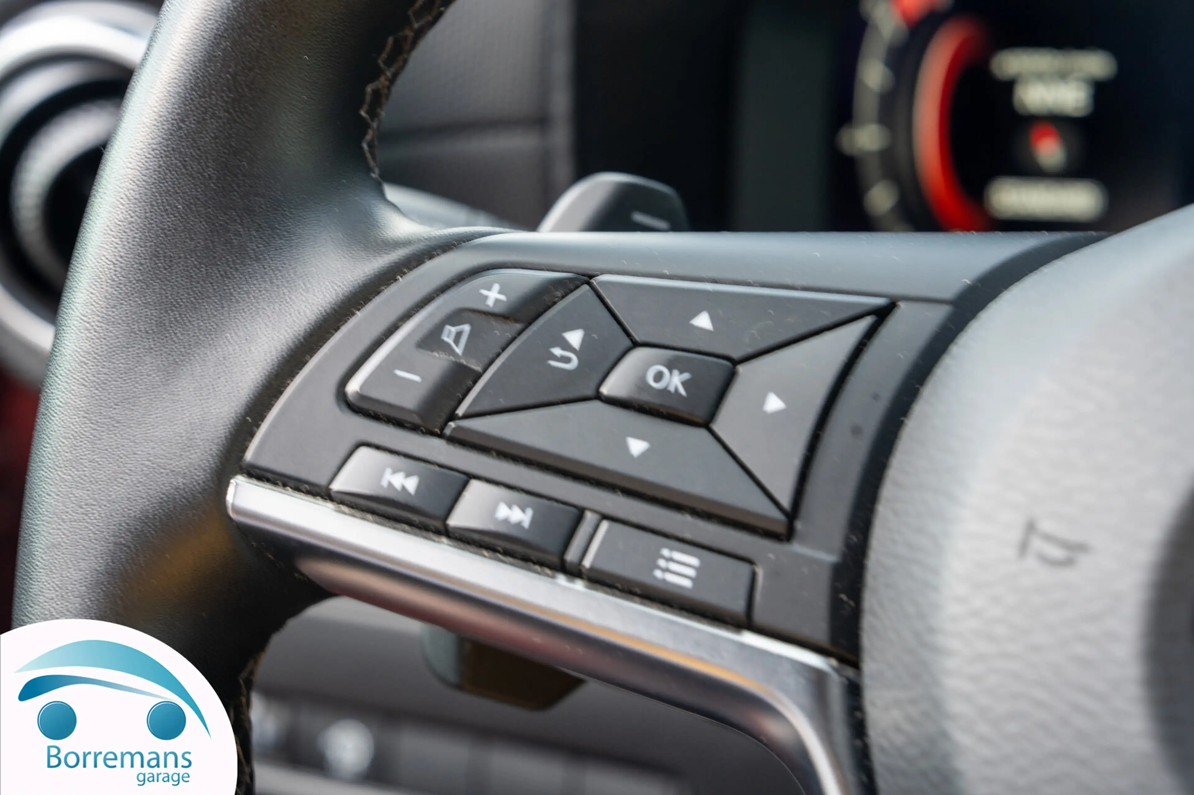 Nissan Juke N-DESIGN Automaat/Navi/Camera/Bluetooth/.... — photo 14