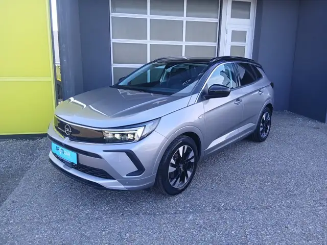 Opel Grandland Ultimate PHEV Plug-In-Hybrid 1,6 Direct