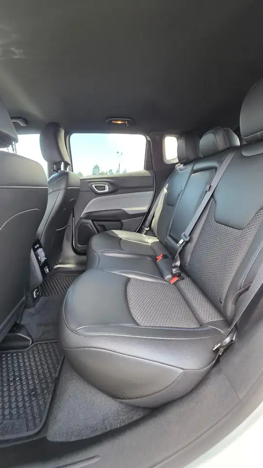 Jeep Compass fotografie Jeep Compass