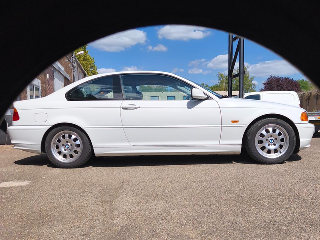BMW 318 COUPE 318 CI 143 CV