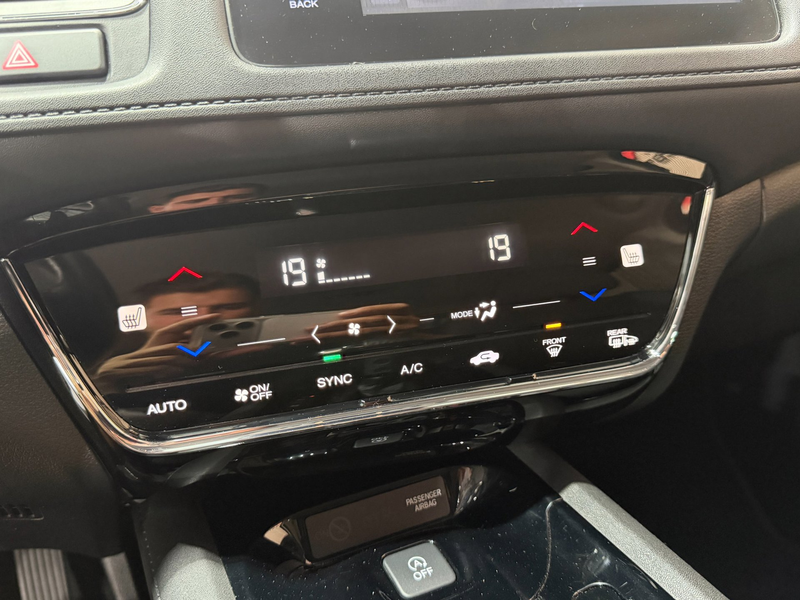 Honda HR-V 1.5 i-VTEC Elegance / Start Stop / Cruise Control — photo 12