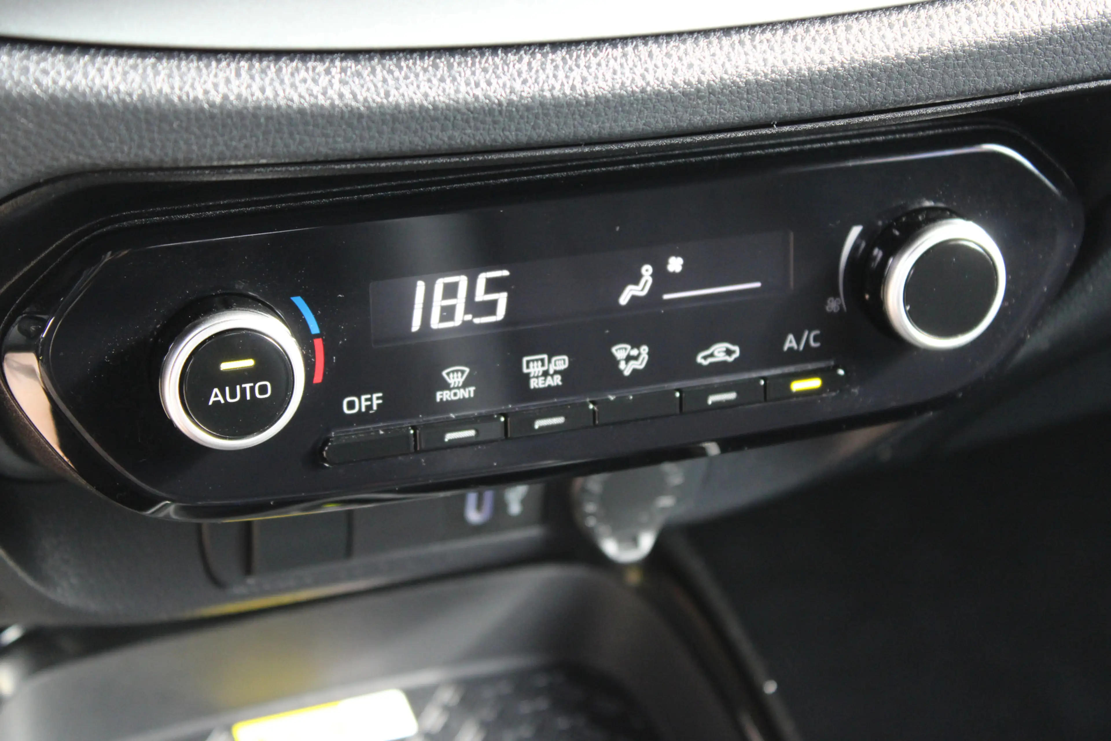 Toyota Aygo X 1.0 VVT-i S-CVT Envy//Camera//Ecc//Automaat!! — photo 16