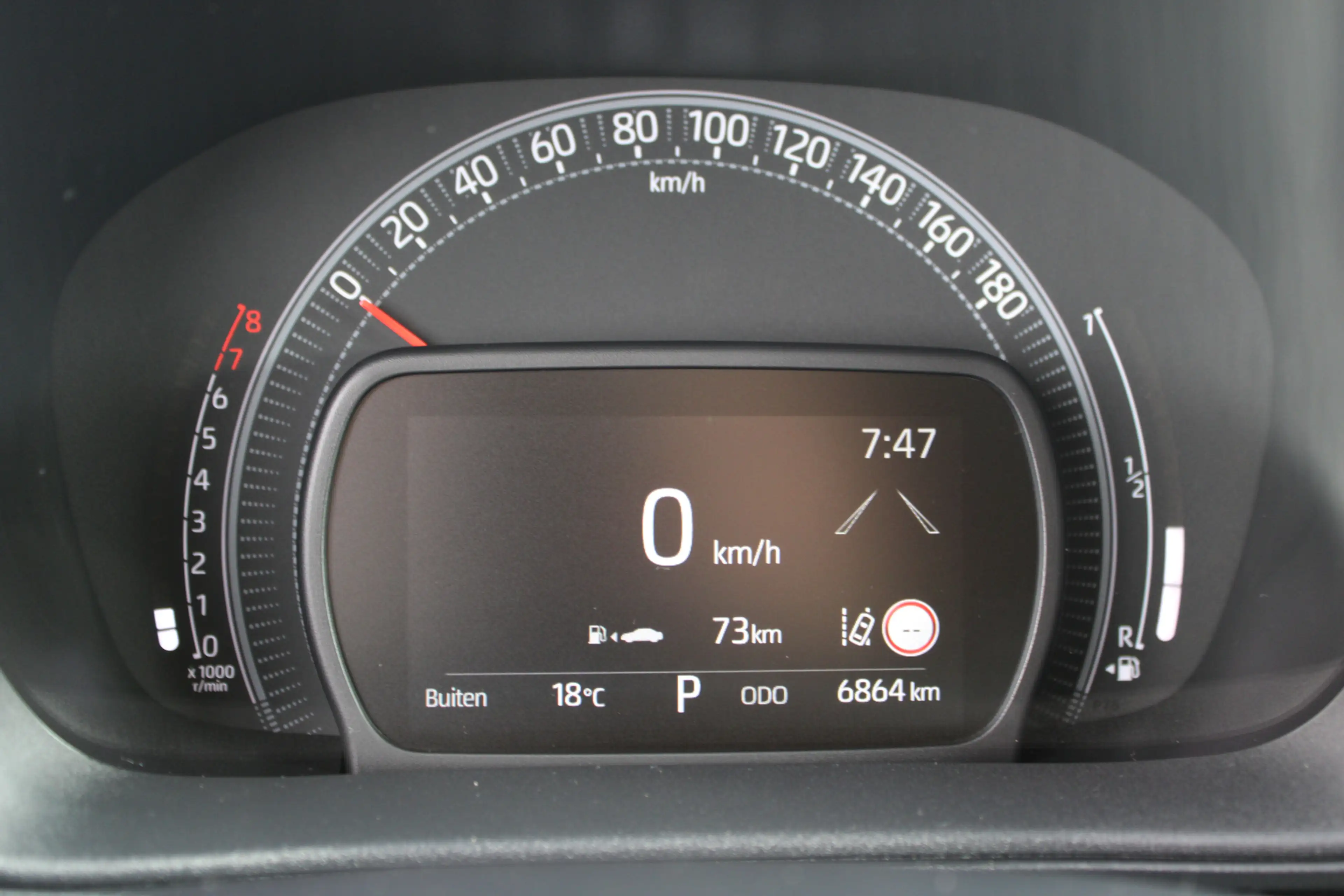 Toyota Aygo X 1.0 VVT-i S-CVT Envy//Camera//Ecc//Automaat!! — photo 13