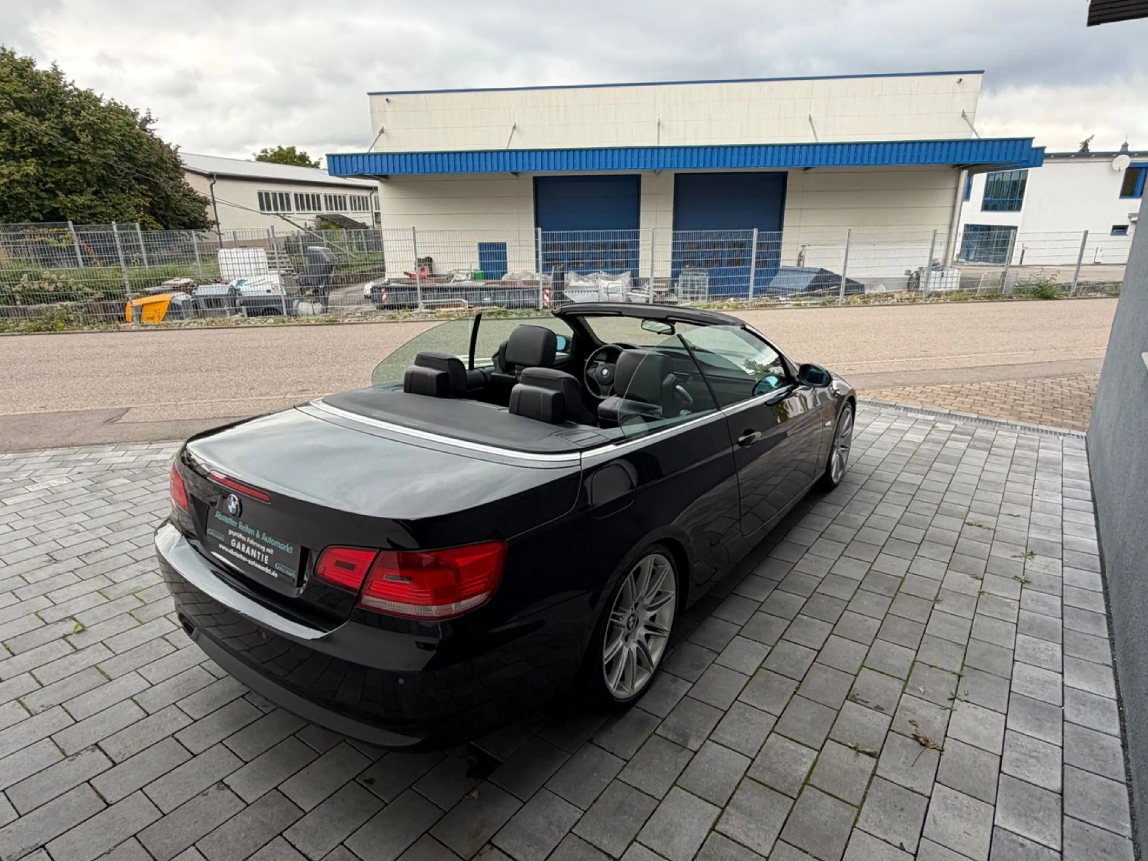 BMW 325 3 Cabrio 325i Navi/Leder/Xenon — photo 4