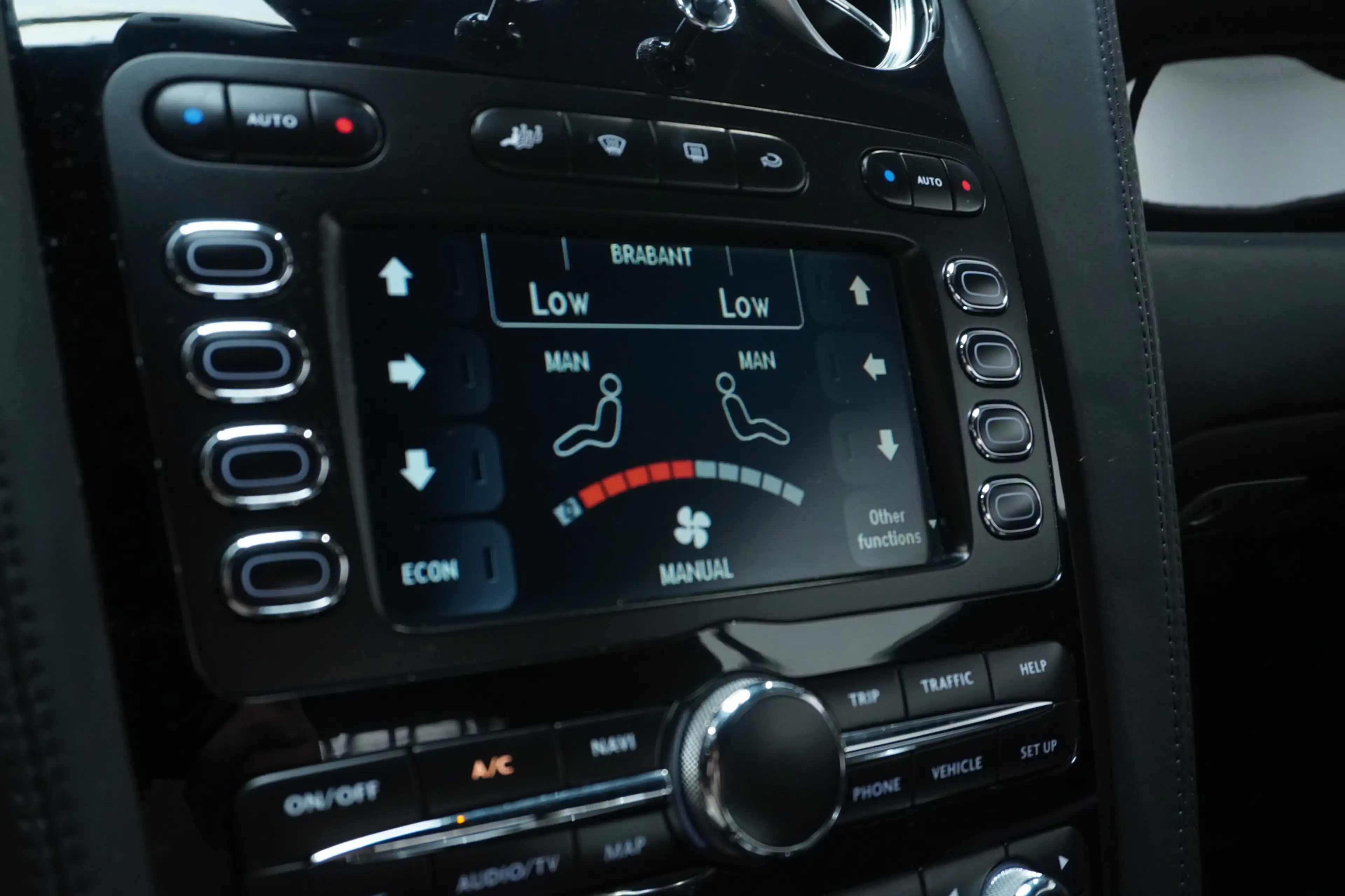 Bentley Continental GT 6.0 W12 — photo 32