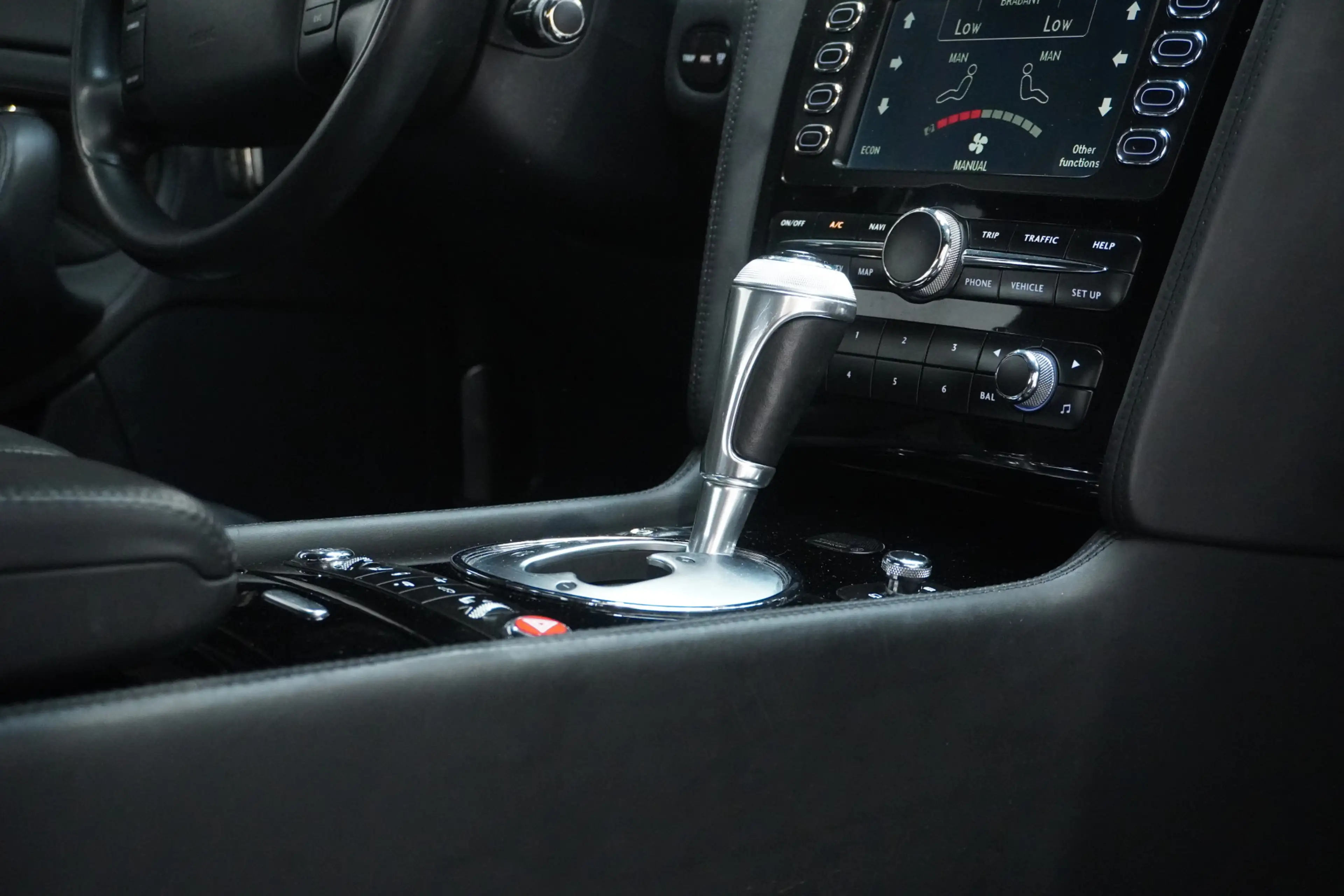 Bentley Continental GT 6.0 W12 — photo 29