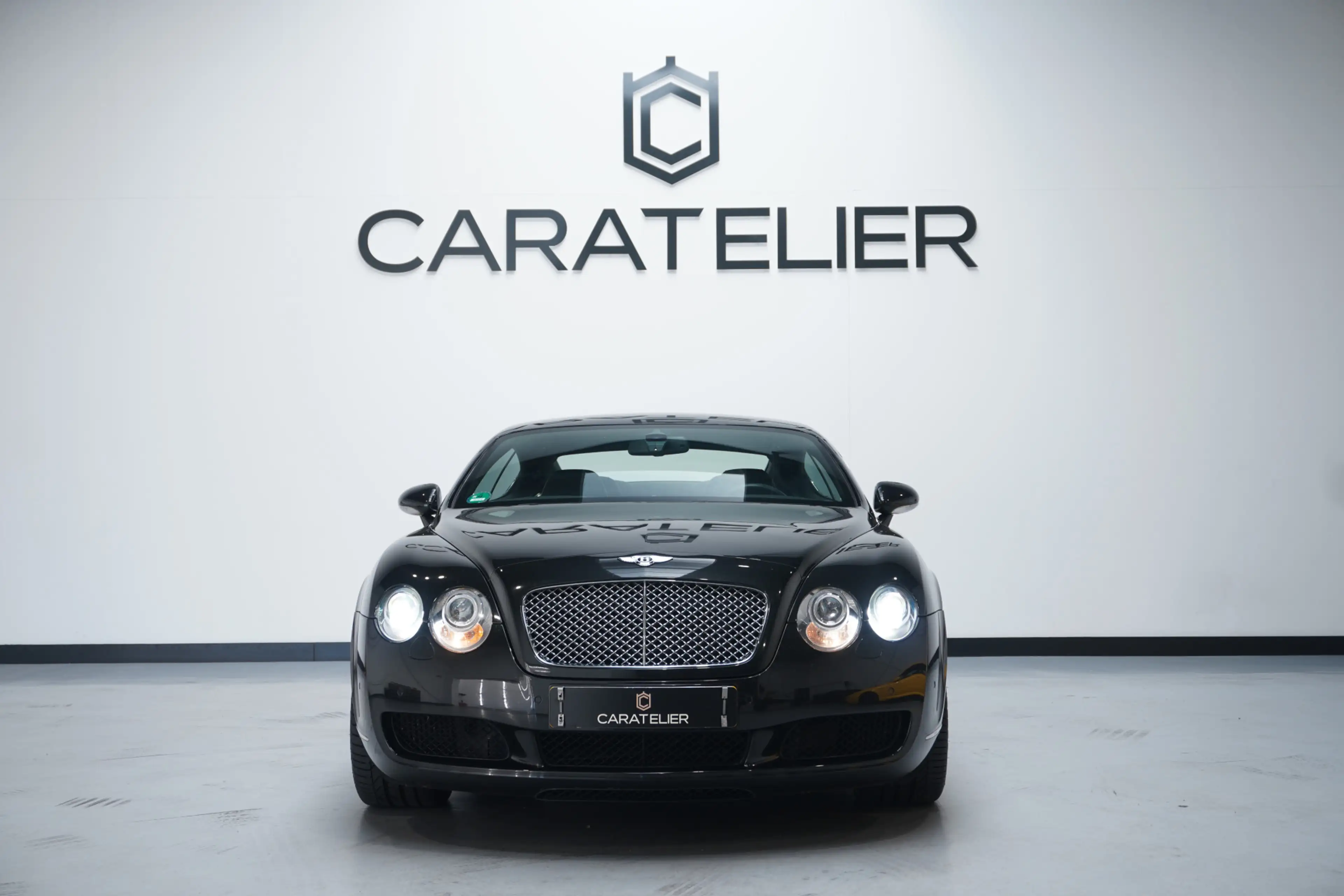 Bentley Continental GT 6.0 W12 — photo 7