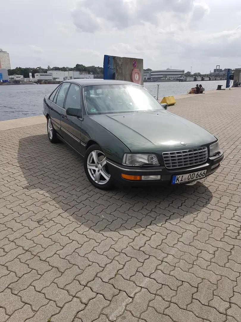 Opel Senator B 24V CD Grün - 1