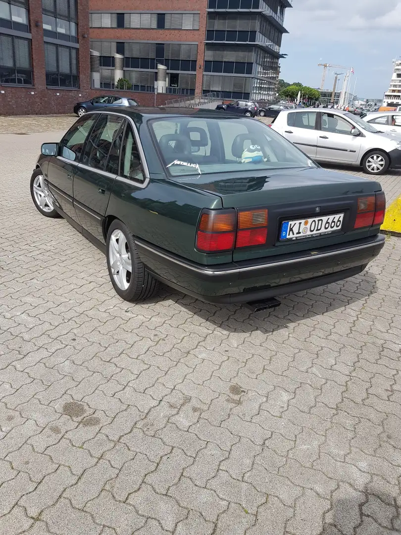 Opel Senator B 24V CD Grün - 2