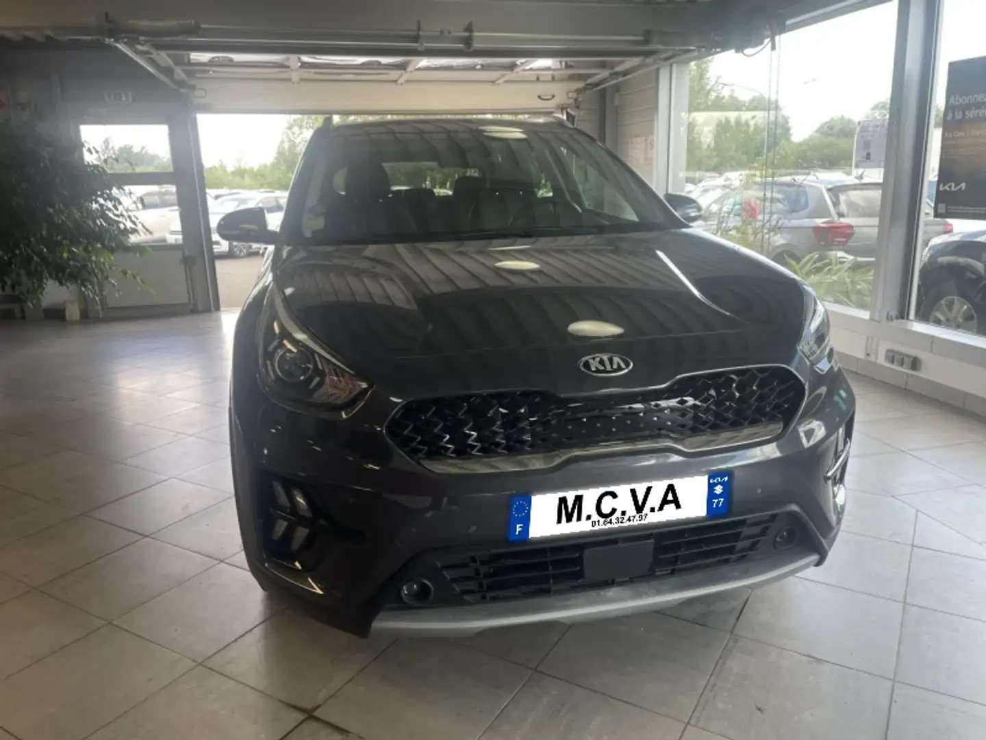 Kia Niro 1.6 GDi 105ch ISG + Plug-In 60.5ch Active DCT6 5cv Gris - 1
