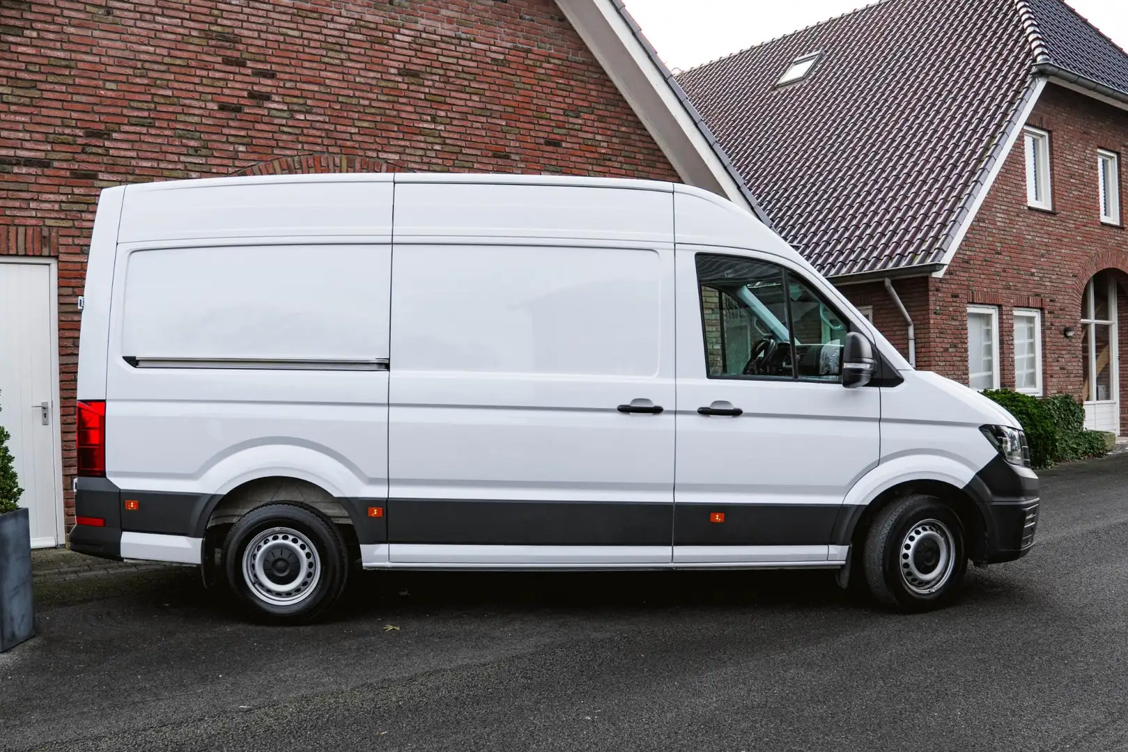 Volkswagen Crafter 2.0 TDI 102PK L3H3 NAVI Trekhaak Airco Leder Blanc - 2