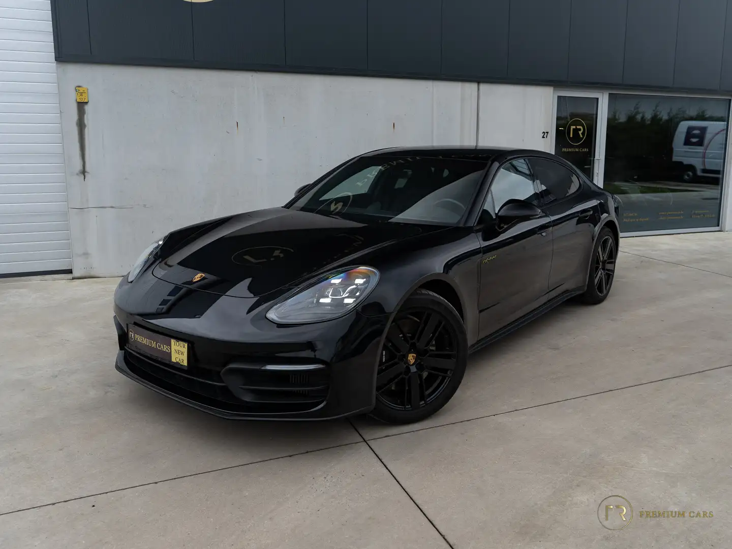 Porsche Panamera 4 e-Hybrid l PHEV l Pano l Camera l 53.000 € netto Noir - 1