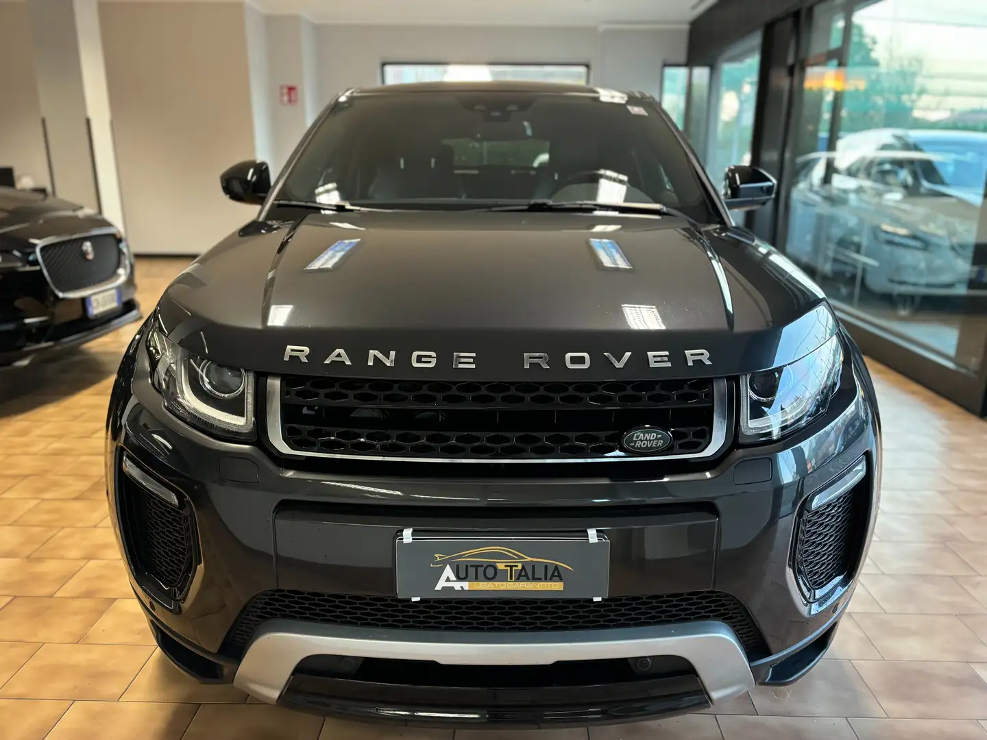 Land Rover Range Rover Evoque 2.0 td4 HSE Dynamic 150cv auto Grijs - 2