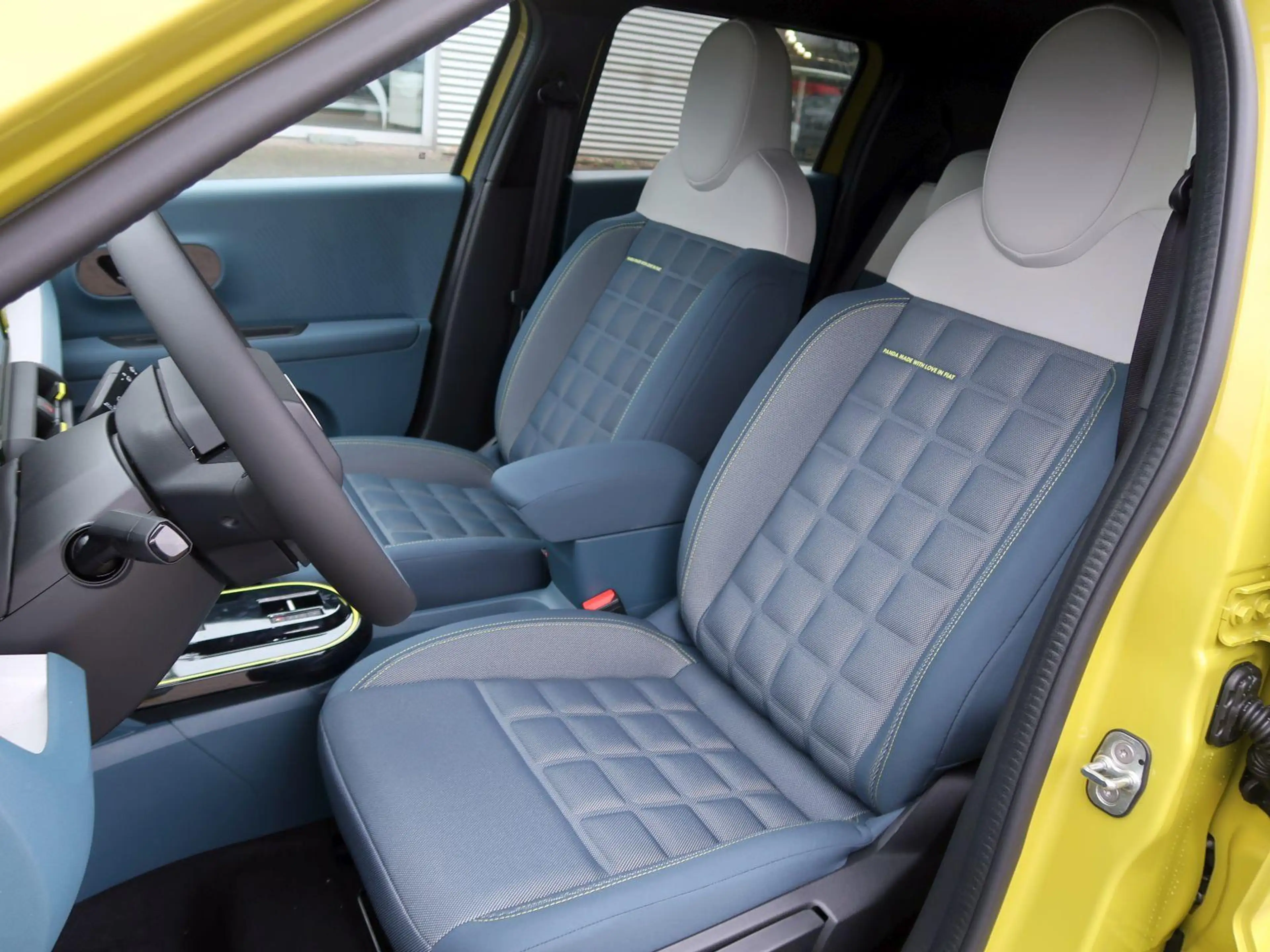 Fiat Grande Panda Hybrid La Prima SHZ LHZ Carplay — photo 4