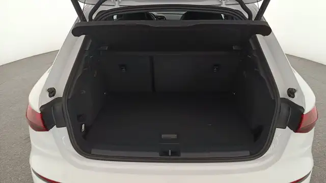 Audi A3 view 7
