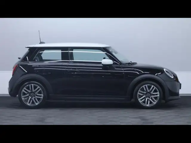 Mini Cooper Cooper view 4