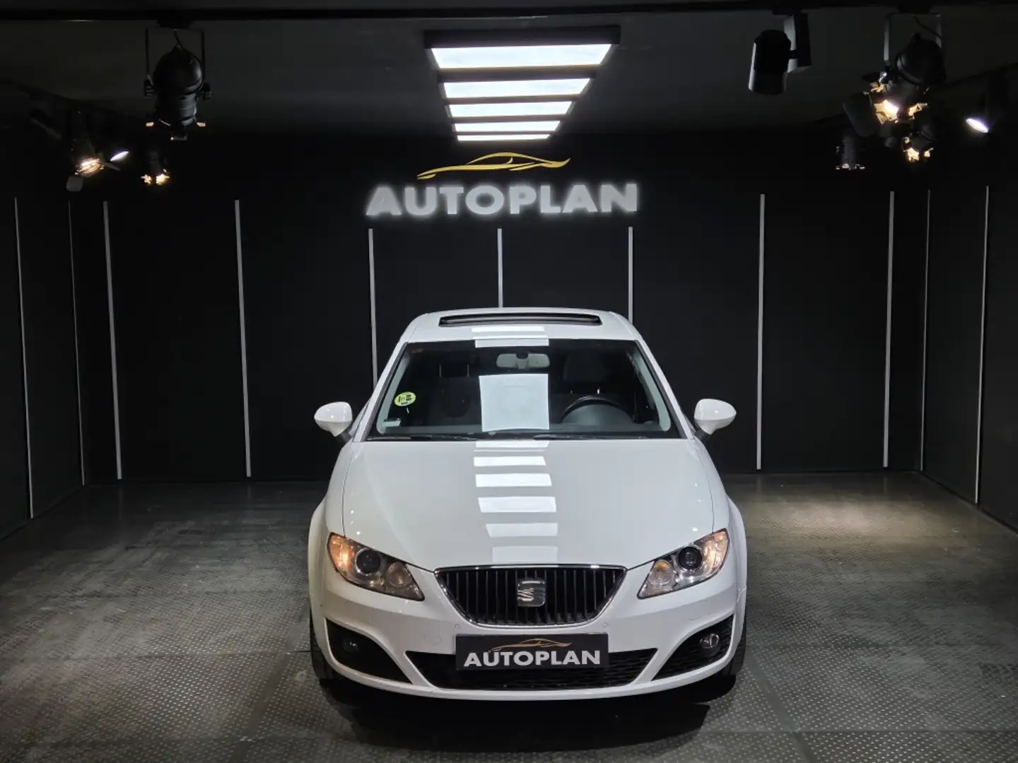 SEAT Exeo 2.0TDI CR Reference 143 Blanco - 2