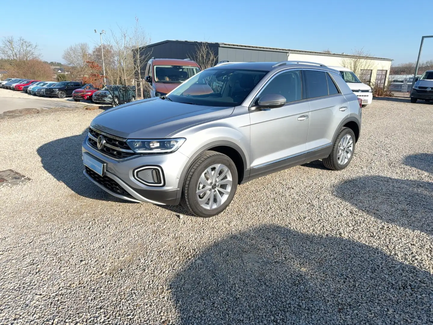 Volkswagen T-Roc Style TSI CarPlay/AHK/Virt/ACC/LED/Navi Silber - 2