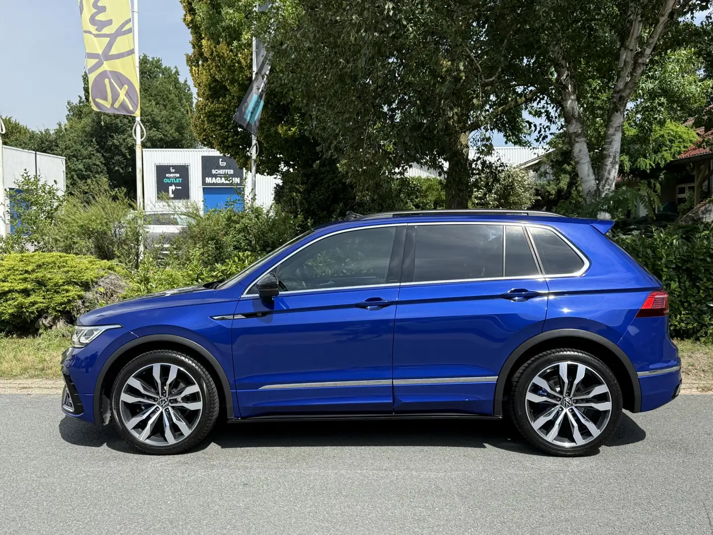 Volkswagen Tiguan 1.5 TSI 150PK DSG R-Line•Pano•ACC Blau - 2