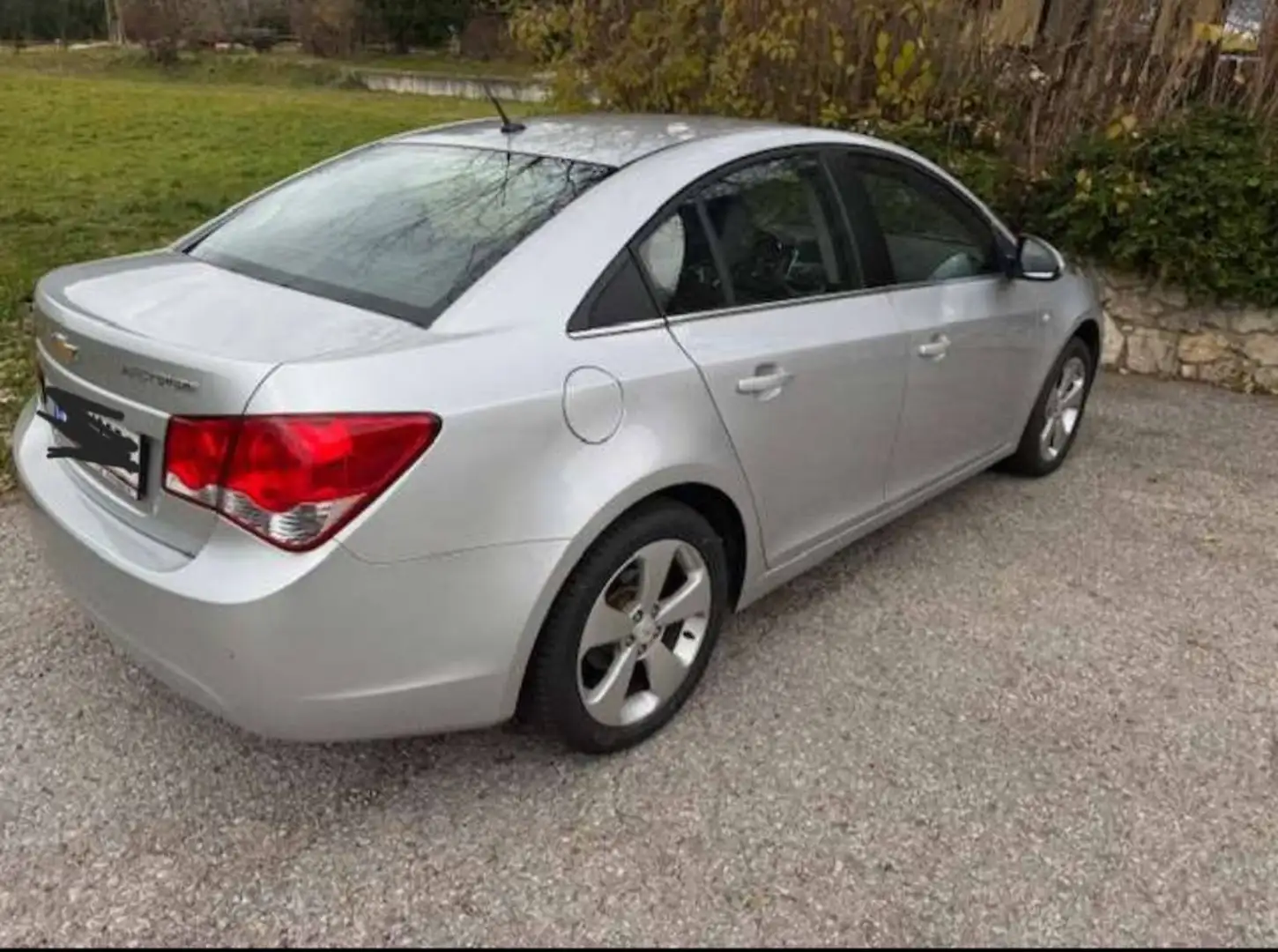 Chevrolet Cruze Cruze 1,8 LTZ Aut. LTZ Silber - 2