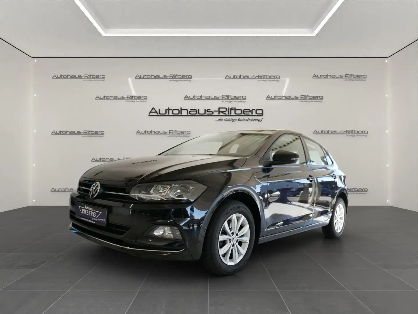 Volkswagen Polo 1.6 TDI Highline DSG AHK/ACC/App-Connect/SH Negro - 1