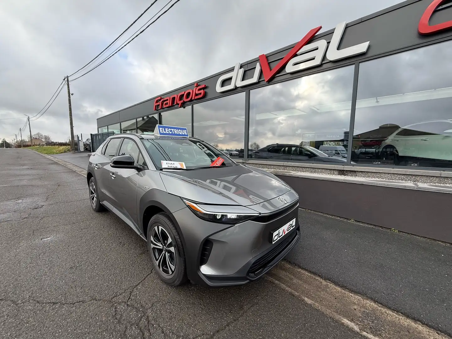 Toyota bZ4X 😍DEMO 1800KM✅PRIX IMBATTABLE‼️A SAISIR RA Brons - 1