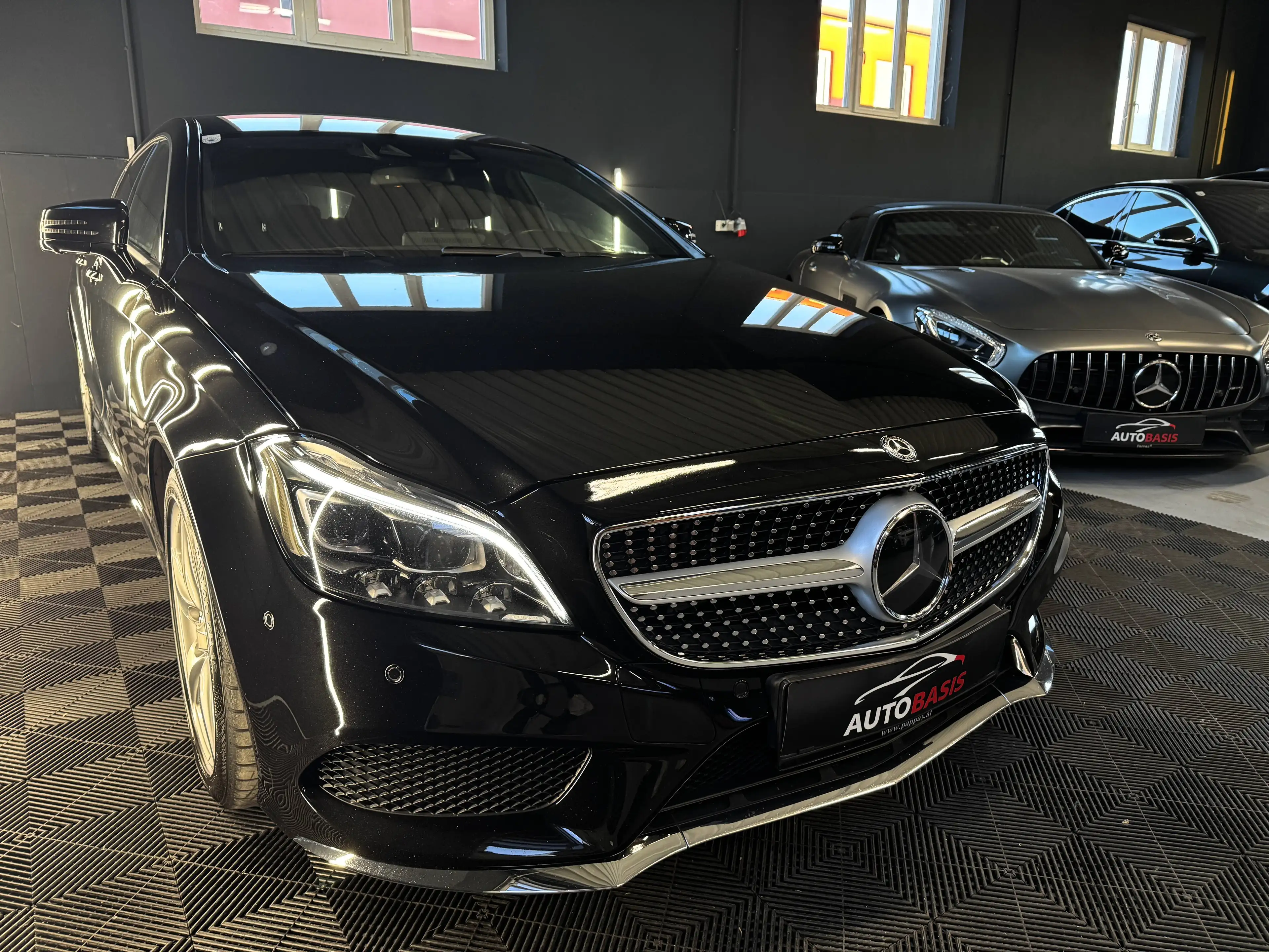 Mercedes-Benz CLS 350 CLS 350 d SB 4Matic AMG/Multibeam/Keyless/Kamera/Leder — photo 4