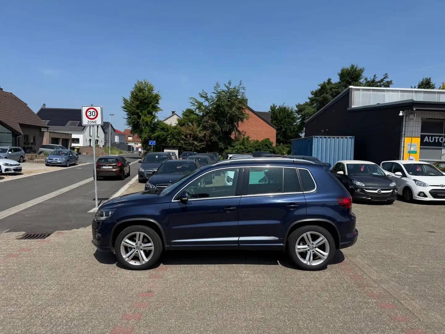 Volkswagen Tiguan Sport 4Motion R-LINE Navi Touch AnhKpl. Blue - 2