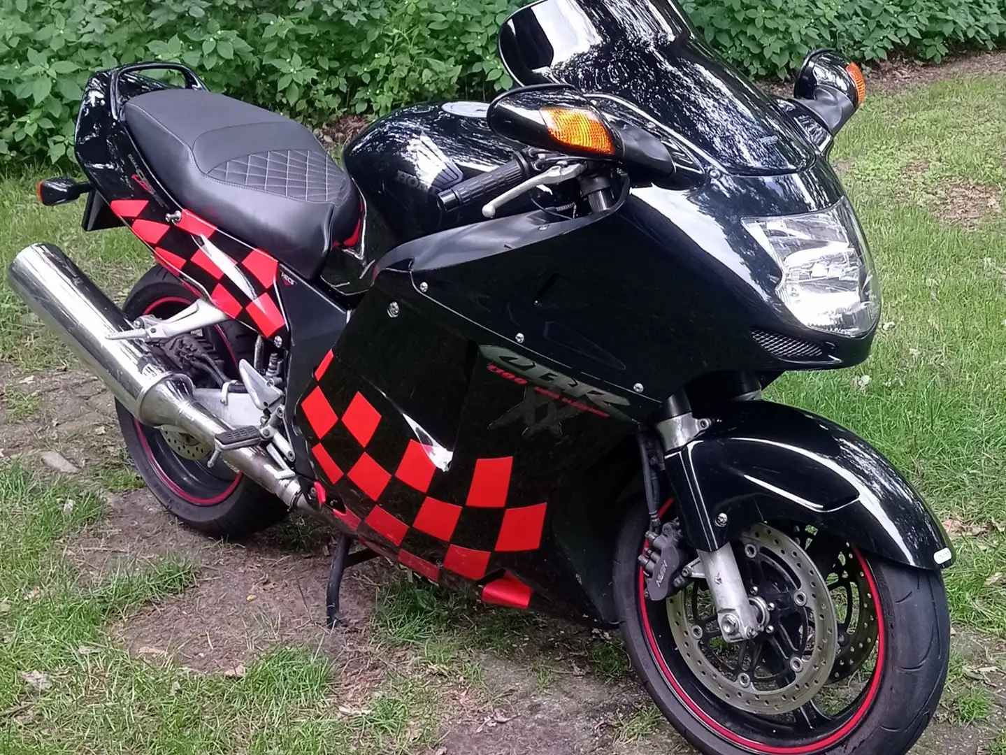 Honda CBR 1100 Negru - 1