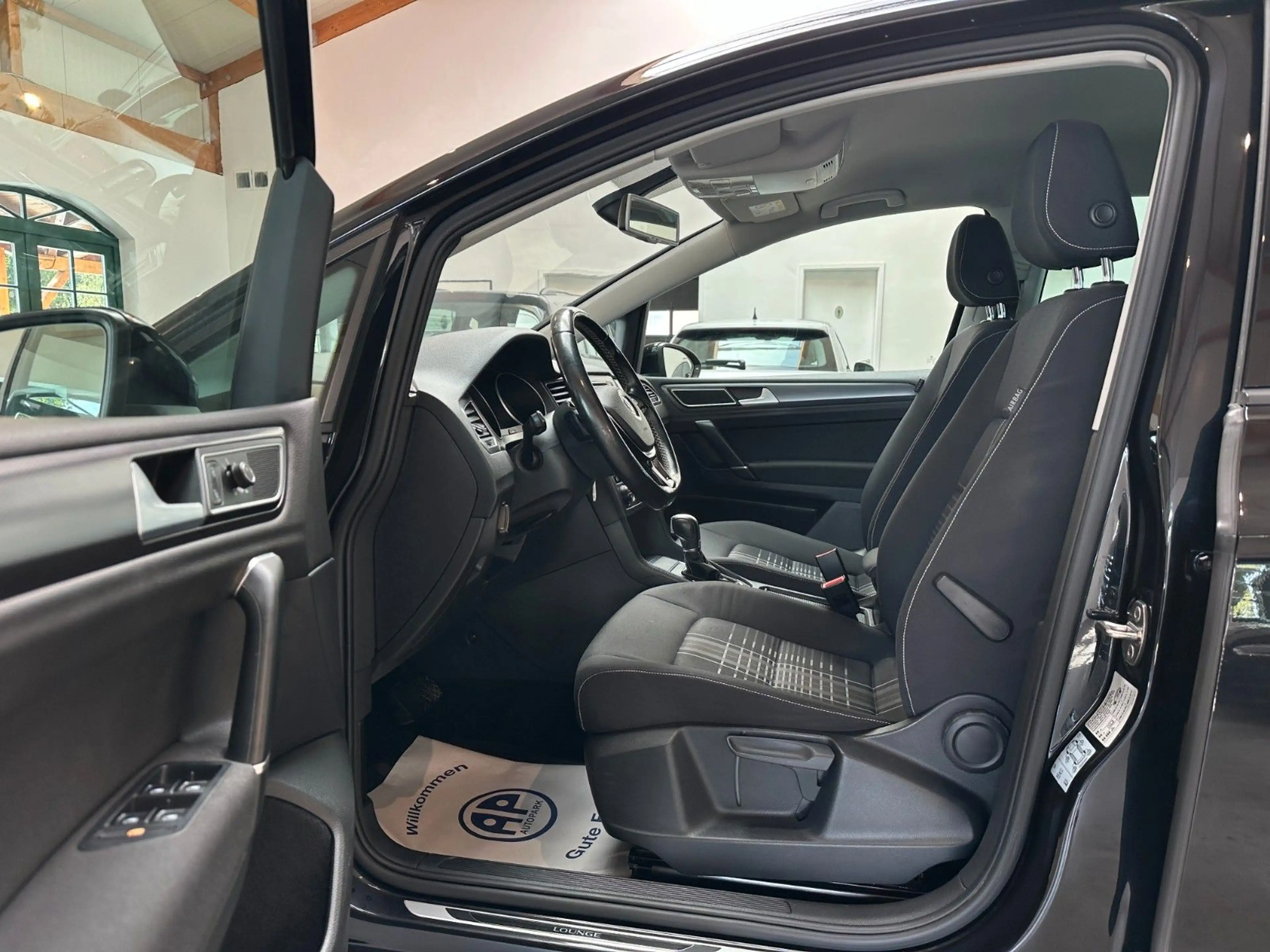 Volkswagen Golf Sportsvan Golf 7 VII Sportsvan 1.4 TSI BMT DSG Lounge 1.H — photo 8
