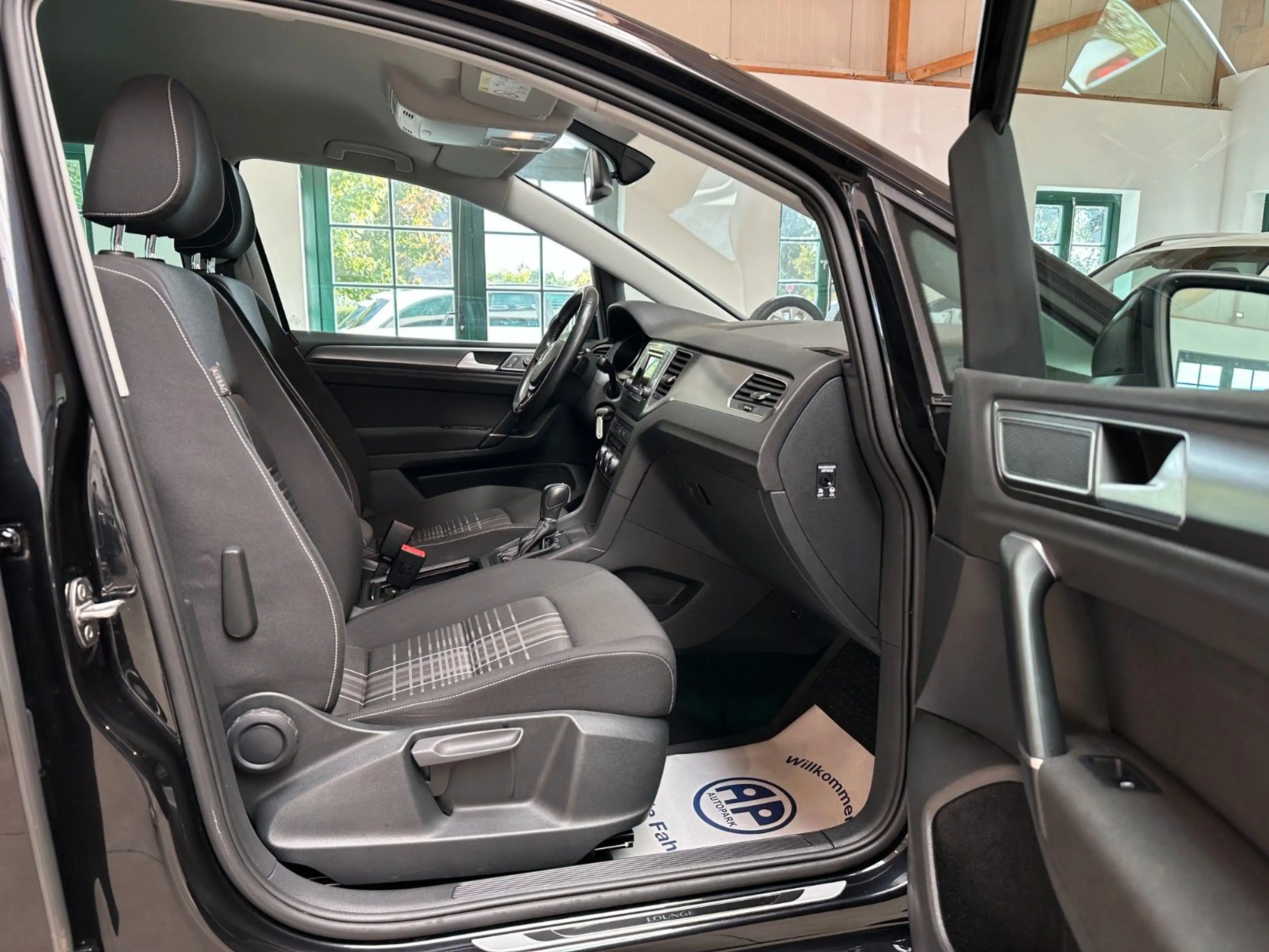 Volkswagen Golf Sportsvan Golf 7 VII Sportsvan 1.4 TSI BMT DSG Lounge 1.H — photo 9