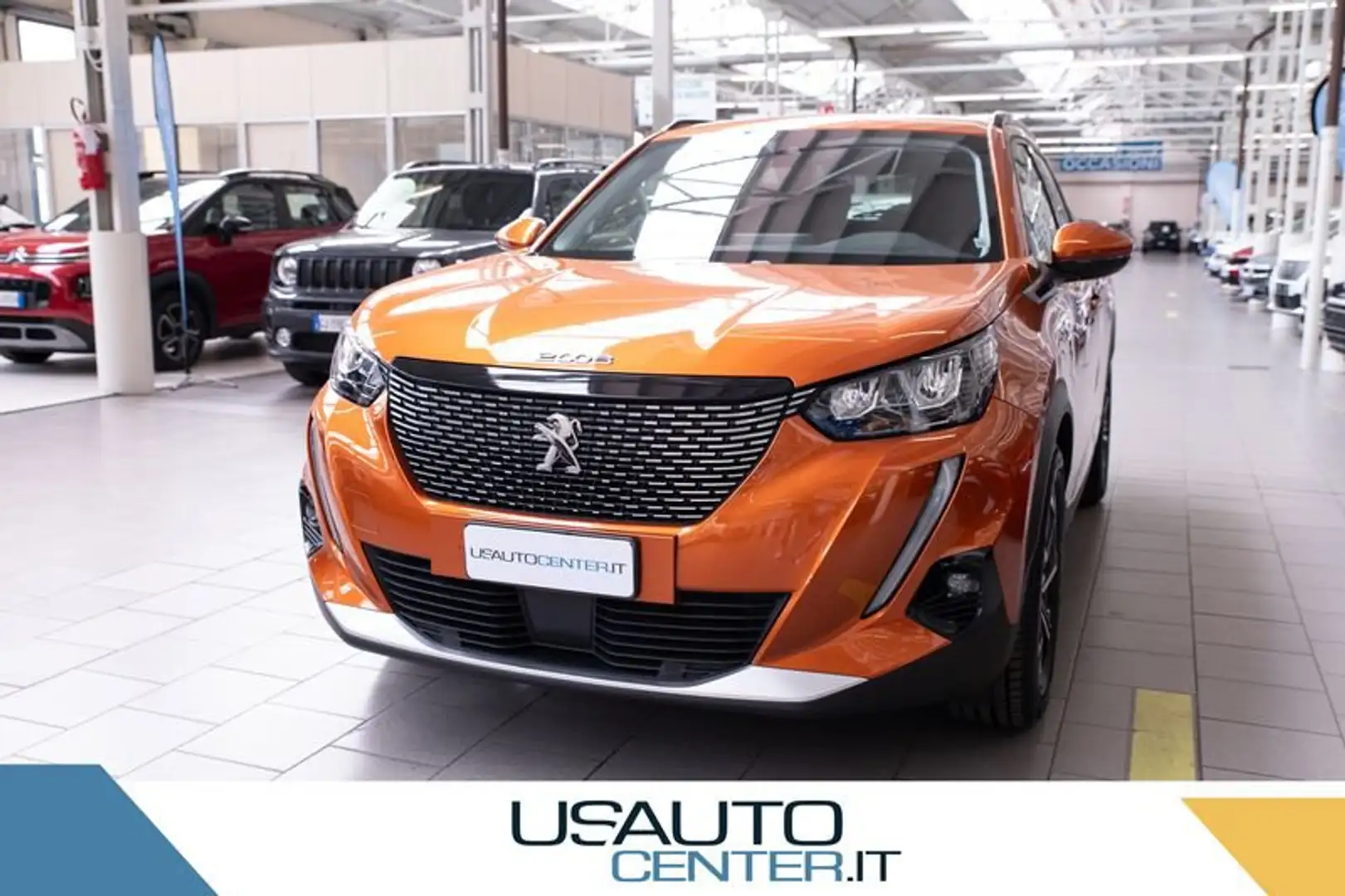 Peugeot 2008 II 2020 1.2 puretech Allure Pack s&s 100cv Arancione - 1