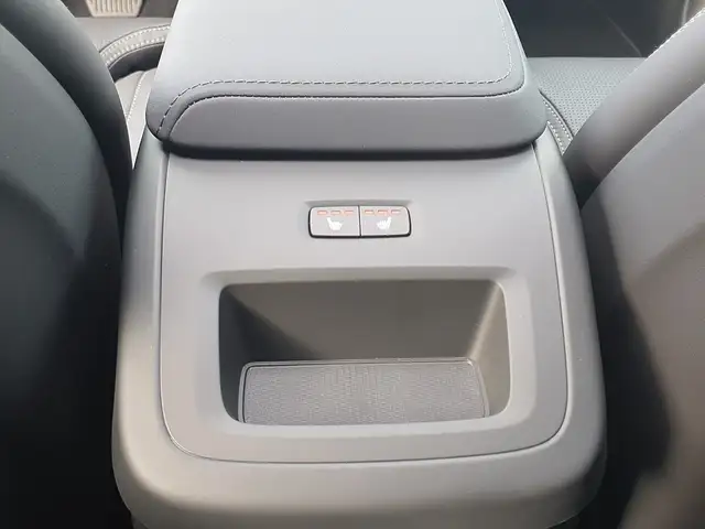 Volvo XC60 T6 AWD PHEV 18,8kWh Ultra Black Edition Aut. Ansicht 10