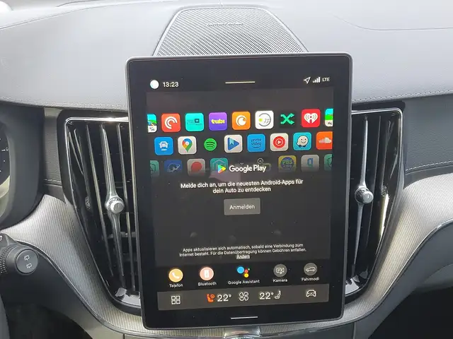 Volvo XC60 T6 AWD PHEV 18,8kWh Ultra Black Edition Aut. Ansicht 15