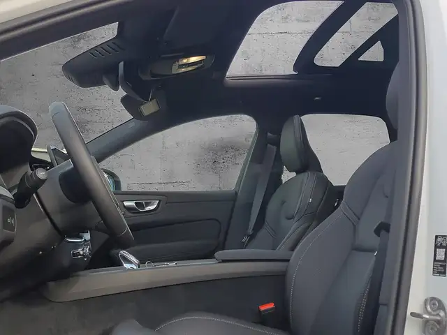 Volvo XC60 T6 AWD PHEV 18,8kWh Ultra Black Edition Aut. Ansicht 7