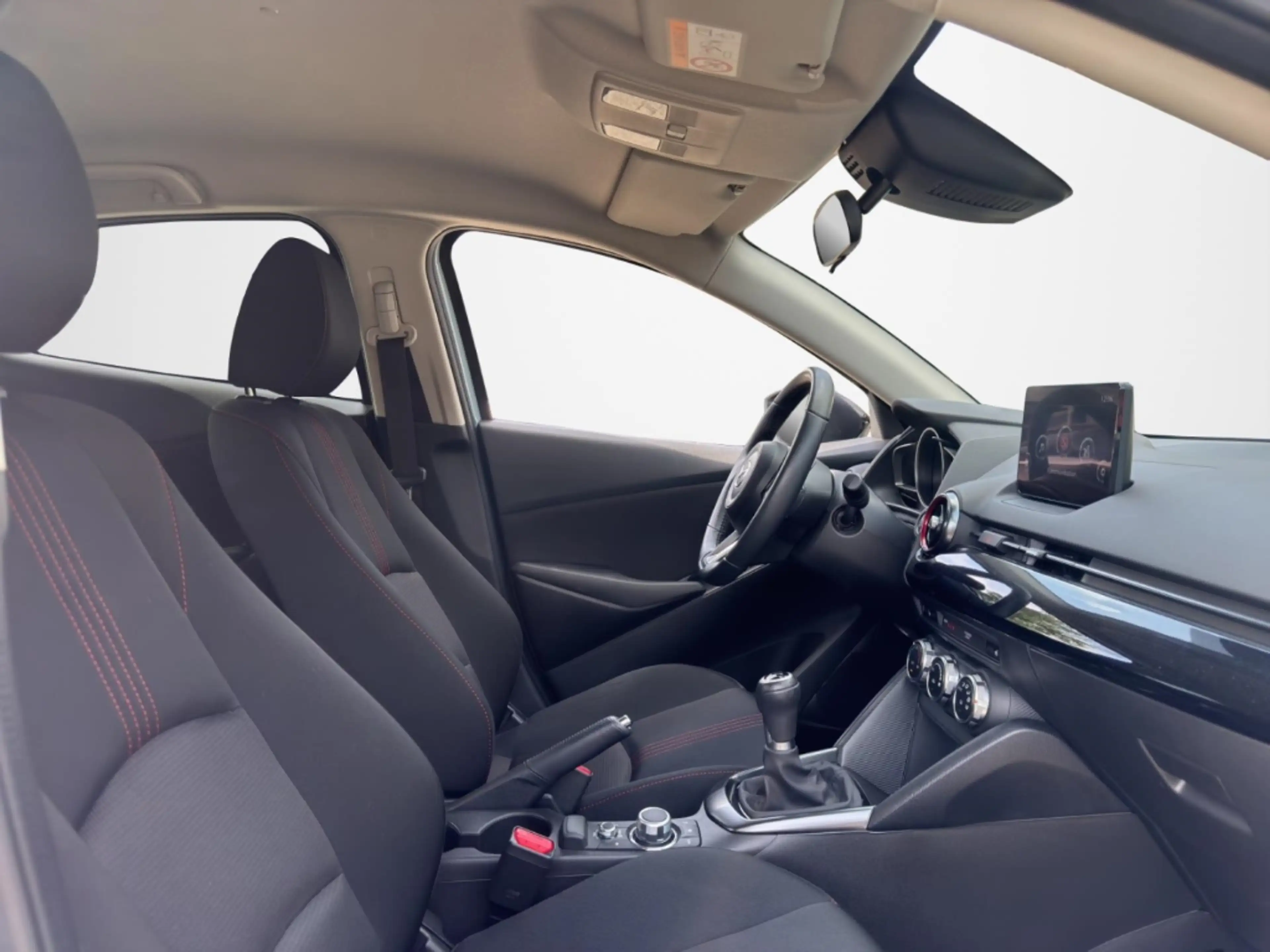Mazda 2 Homura1.5L 90ps SHZ LenkHZ LED KlimaAT AppleCP AAu — photo 14