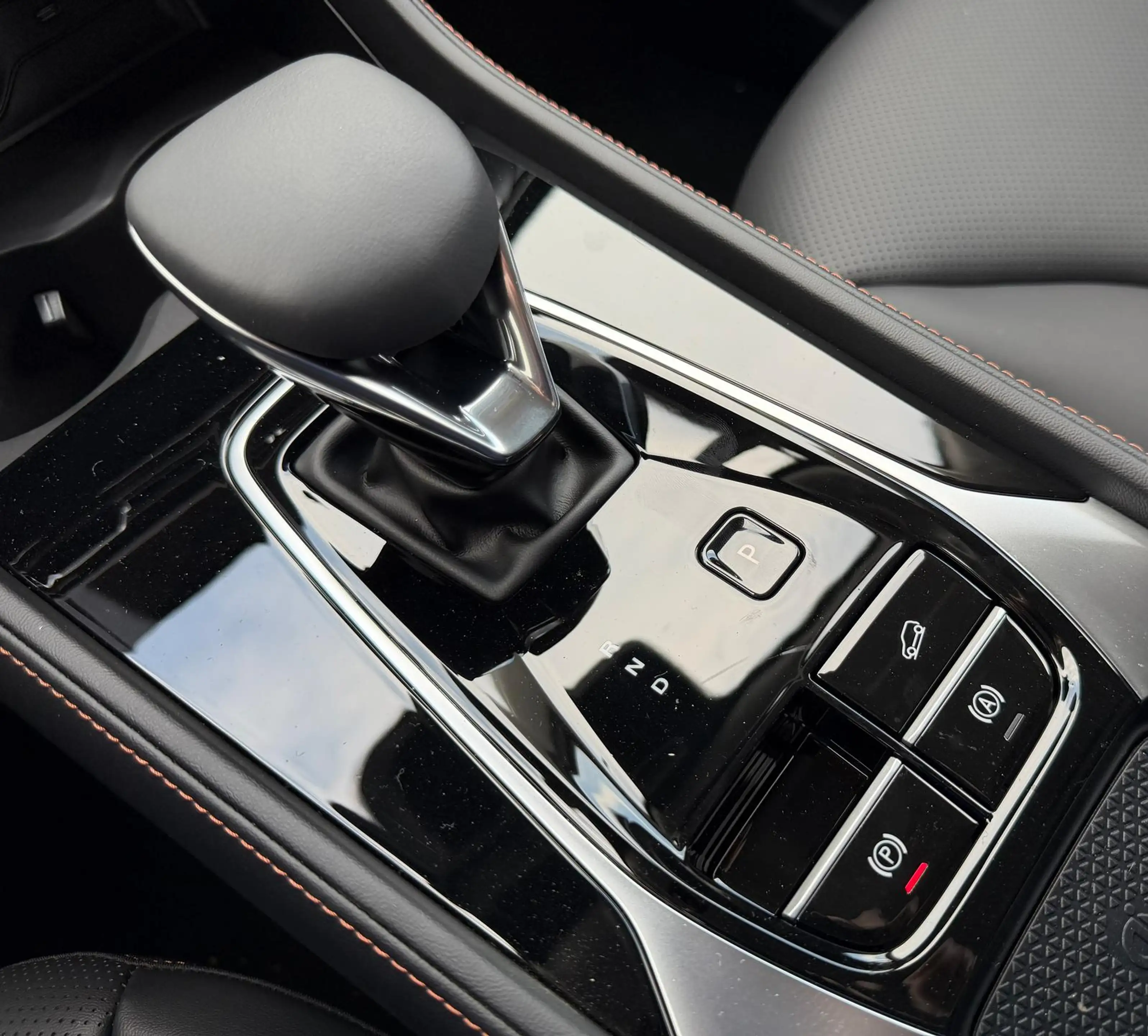 MG HS Luxury HEV+ 224PS Android Auto*Navi*SHZ*360° Kamer — photo 11