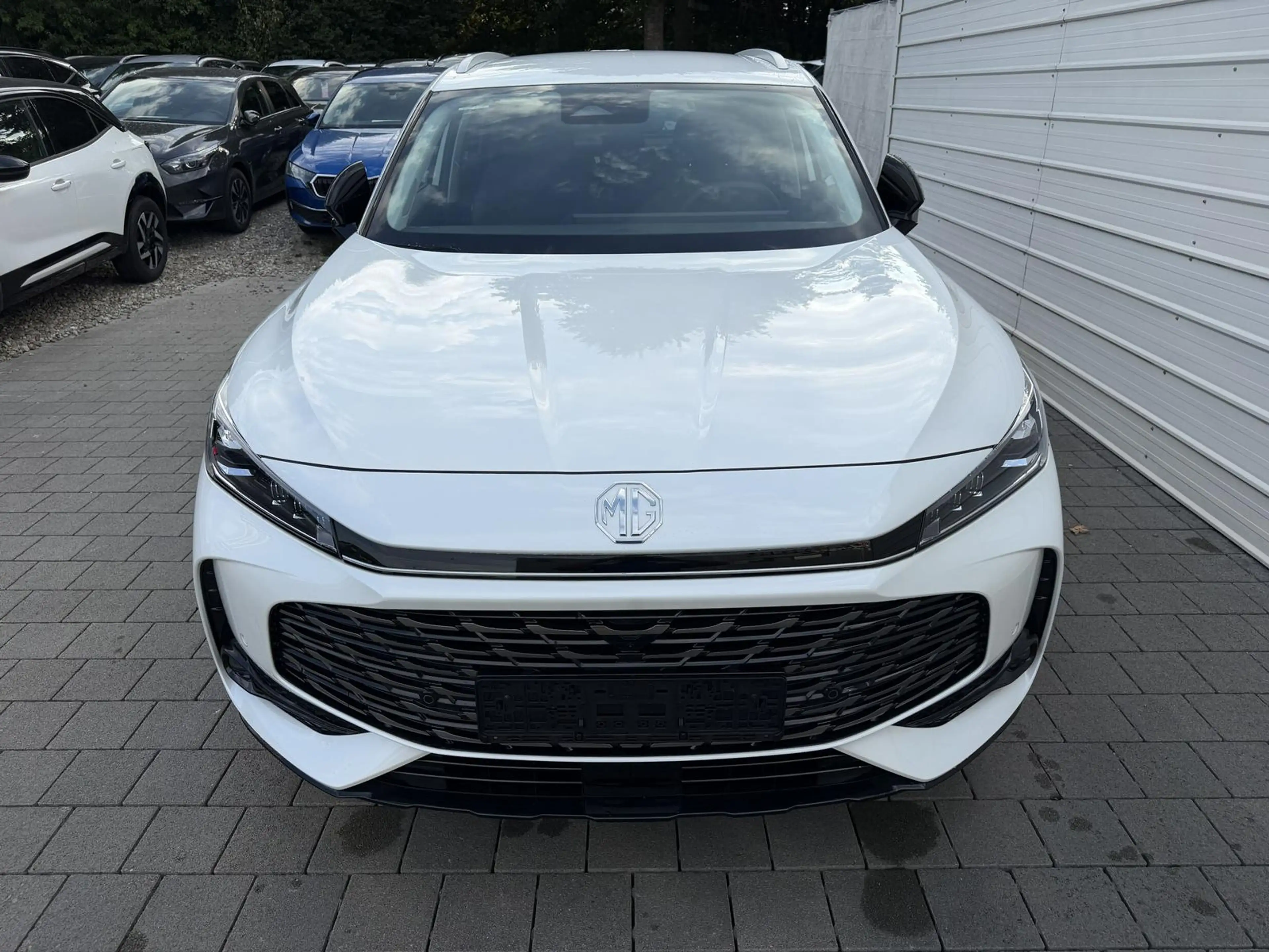 MG HS Luxury HEV+ 224PS Android Auto*Navi*SHZ*360° Kamer — photo 5