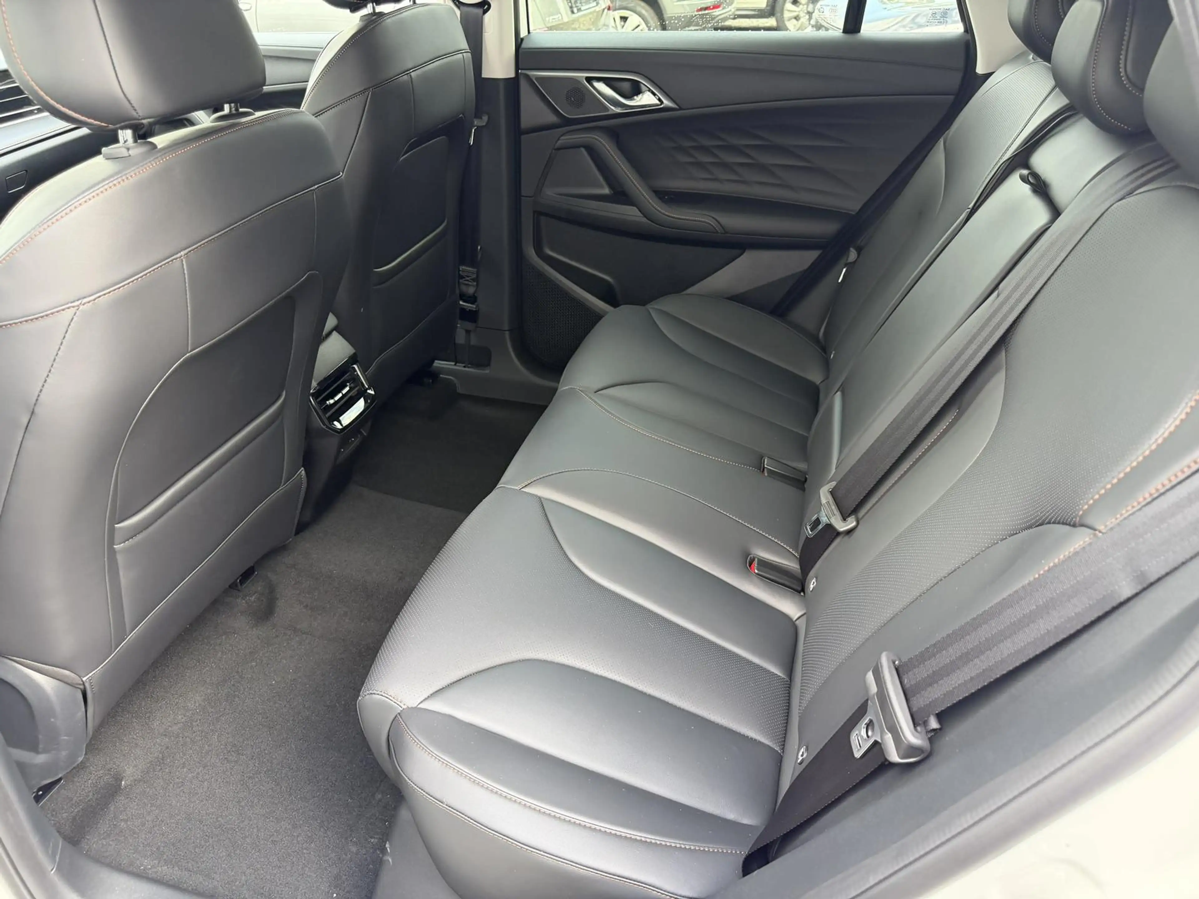 MG HS Luxury HEV+ 224PS Android Auto*Navi*SHZ*360° Kamer — photo 7